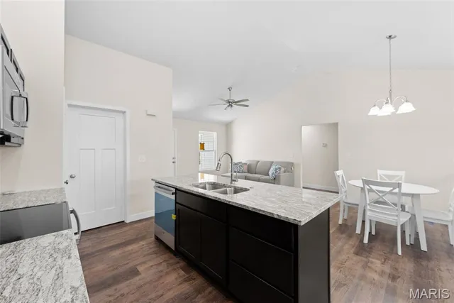 $274,900 | 278 Railroad Street, Moscow Mills, MO 63362