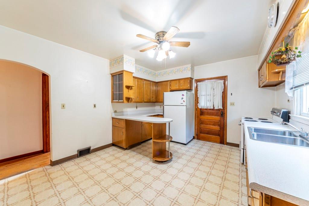 8 Old Plank Road Butler, PA 16001 - Photo 5 of 25 Gallery Image 5