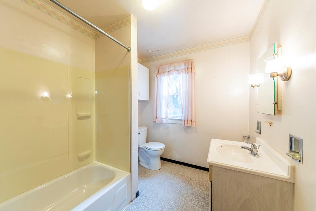 8 Old Plank Road Butler, PA 16001 - Photo 9 of 25 Gallery Image 9