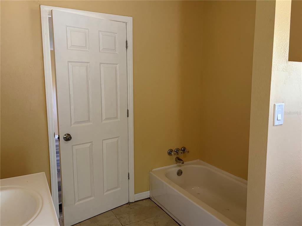 102 3rd Street Lady Lake, FL 32159 - Photo 11 of 16