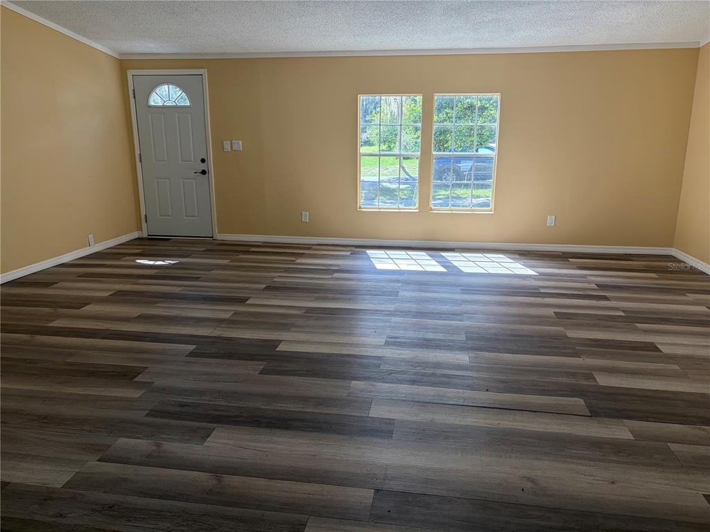 102 3rd Street Lady Lake, FL 32159 - Photo 3 of 16