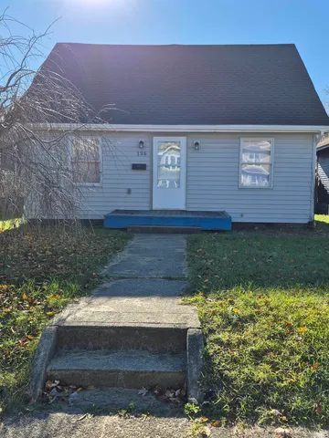 $160,000 | 136 East Victoria Street, South Bend, IN 46614