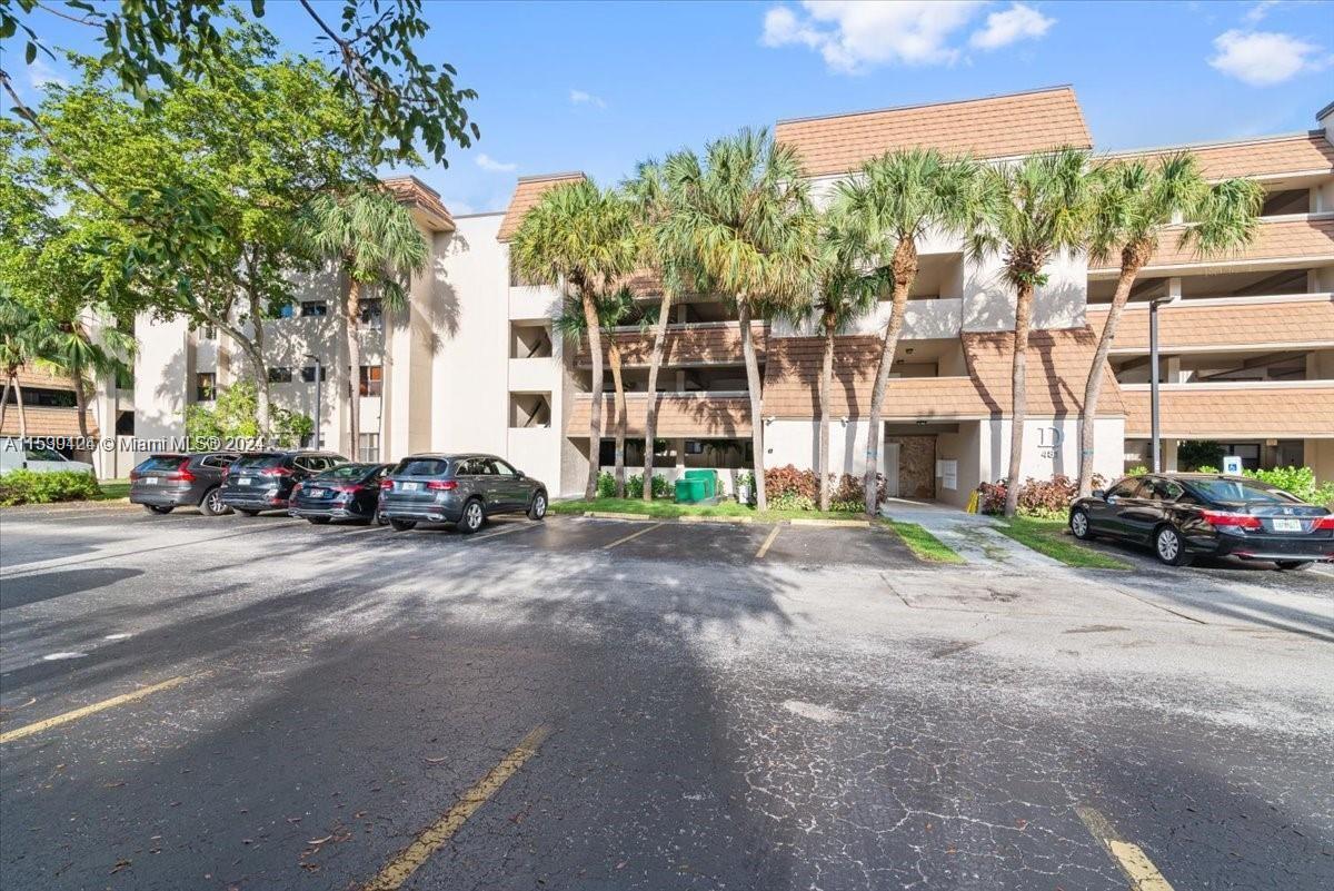 461 Ives Dairy Road, Unit 2022 Miami, FL 33179 - Photo 2 of 13 Gallery Image 2