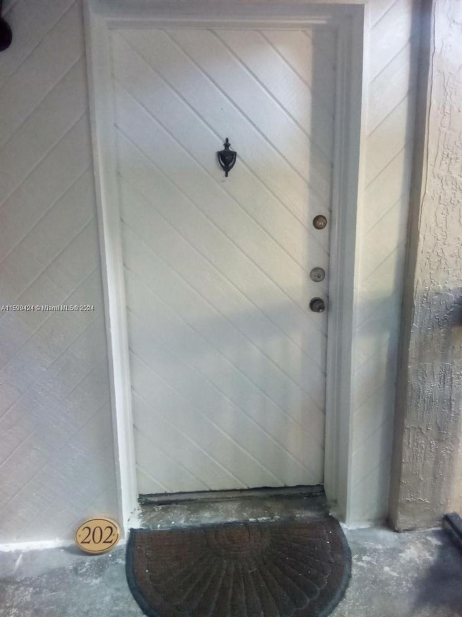 461 Ives Dairy Road, Unit 2022 Miami, FL 33179 - Photo 3 of 13 Gallery Image 3
