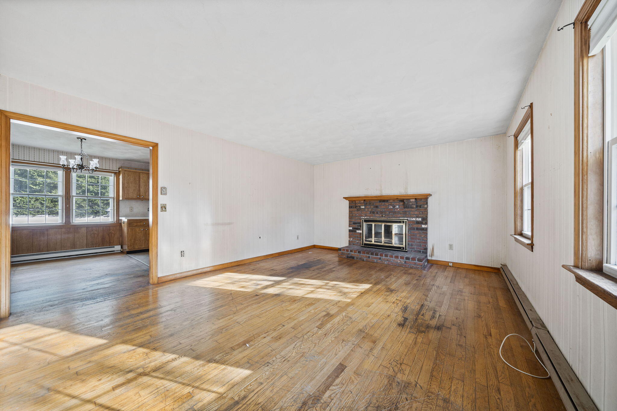10 Upton Road South Yarmouth, MA 02664 - Photo 11 of 41 Living Room