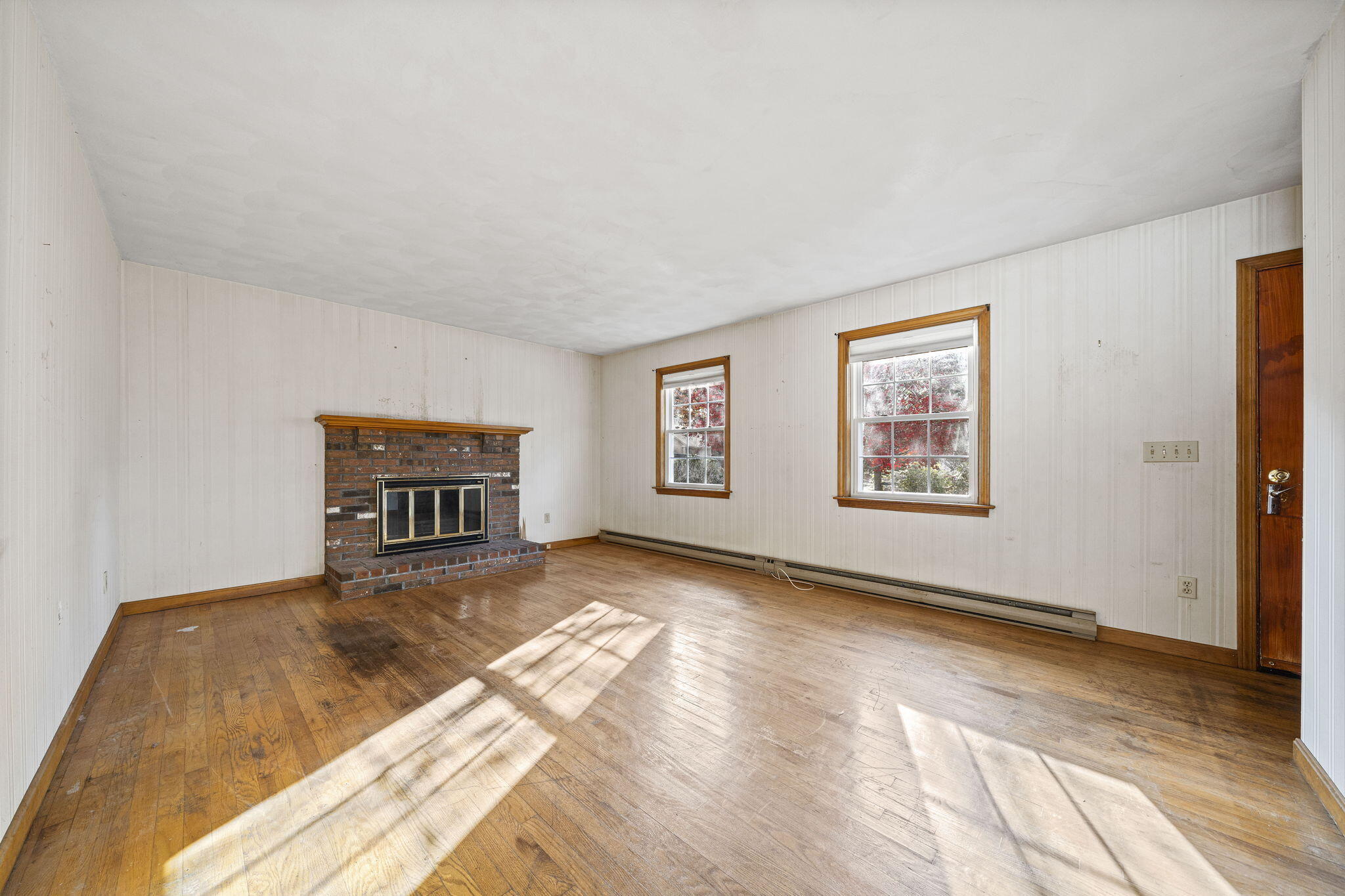 10 Upton Road South Yarmouth, MA 02664 - Photo 10 of 41 Living Room