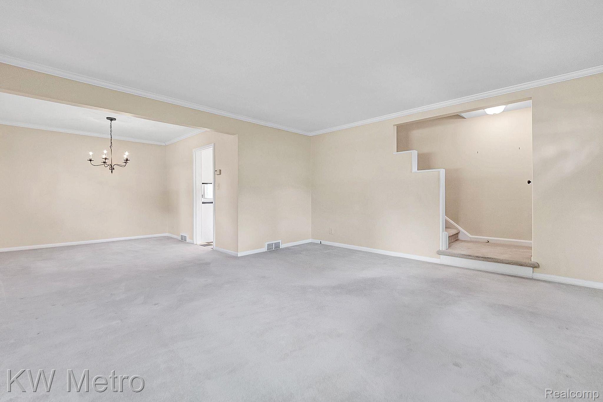 1964 Graefield Road Birmingham, MI 48009 - Photo 6 of 26 View into Formal Dining Area