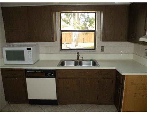 Undisclosed Address Delray Beach, FL 33484 - Photo 3 of 5 Kitchen