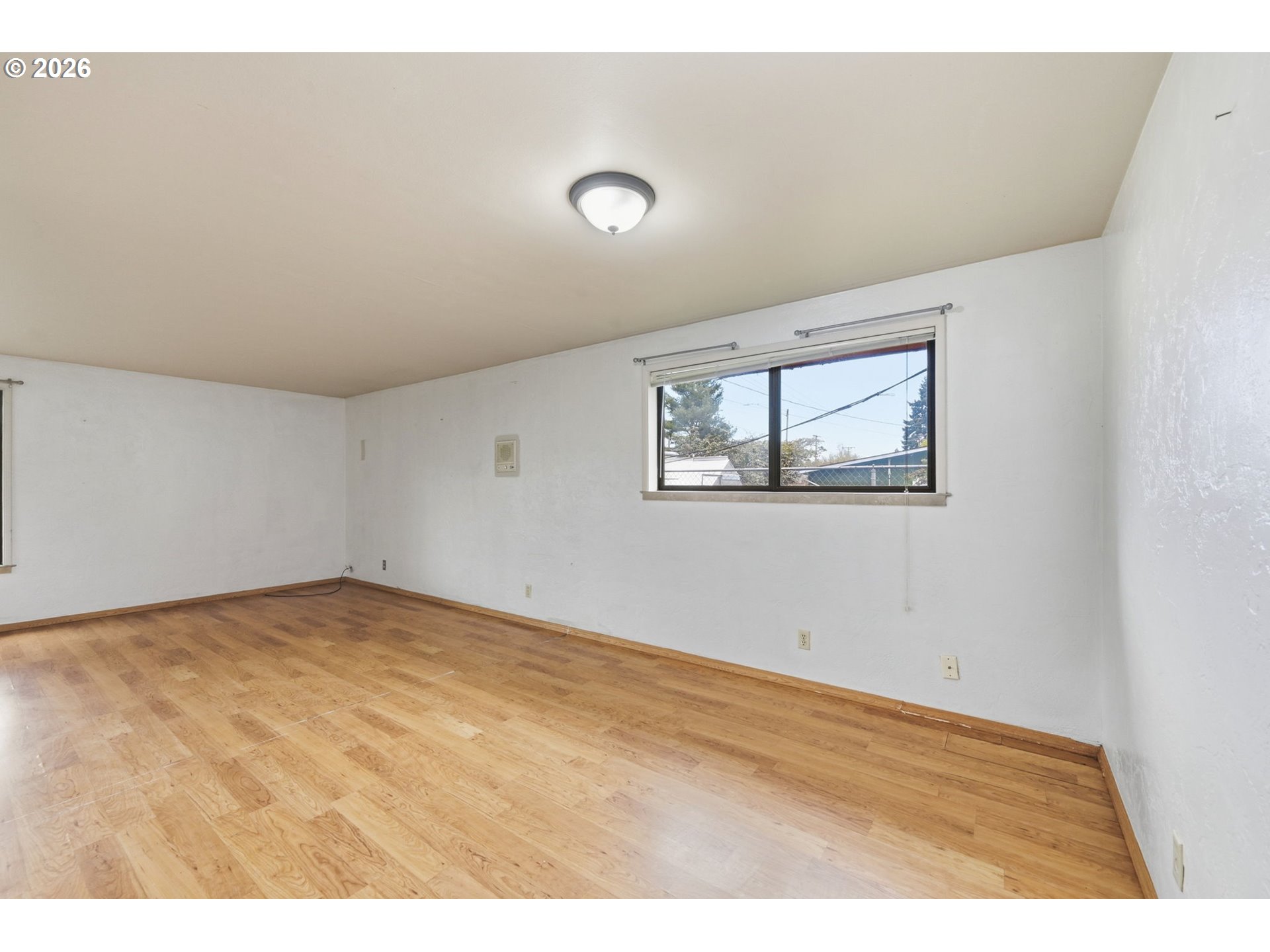 885 Aspen Street Springfield, OR 97477 - Photo 17 of 33