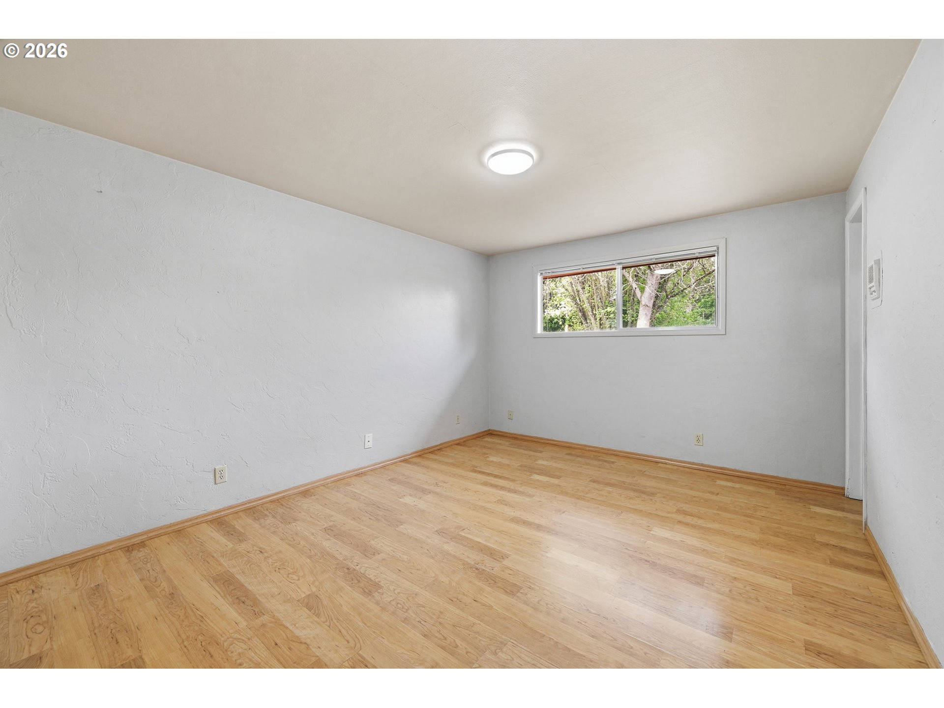 885 Aspen Street Springfield, OR 97477 - Photo 27 of 33