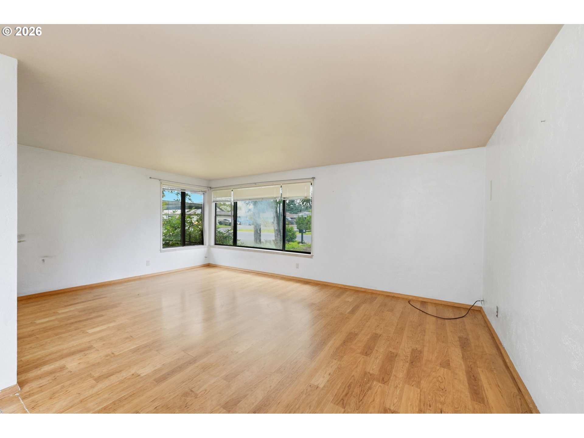 885 Aspen Street Springfield, OR 97477 - Photo 32 of 33