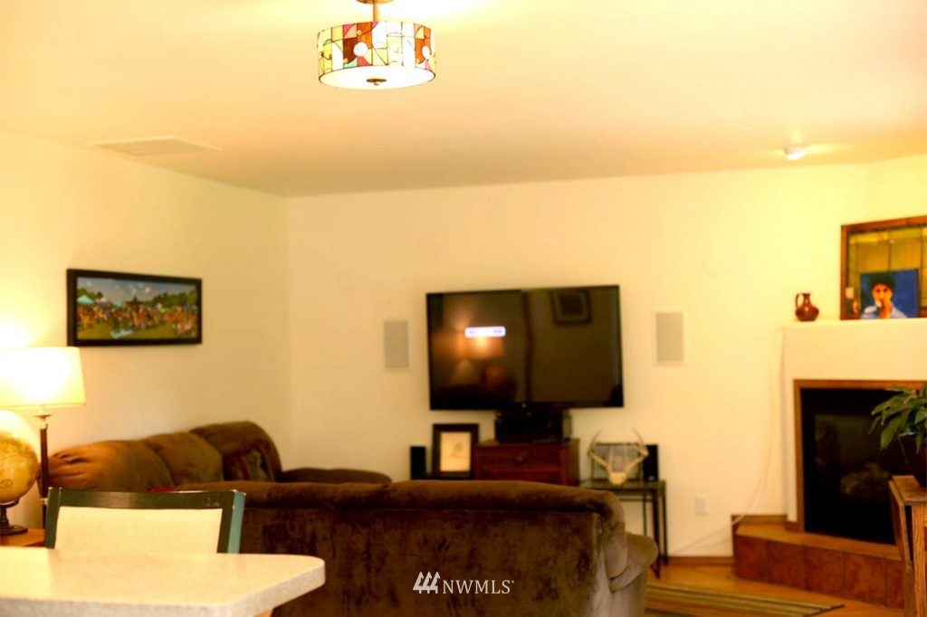 3002 Robe Menzel Road Granite Falls, WA 98252 - Photo 4 of 22