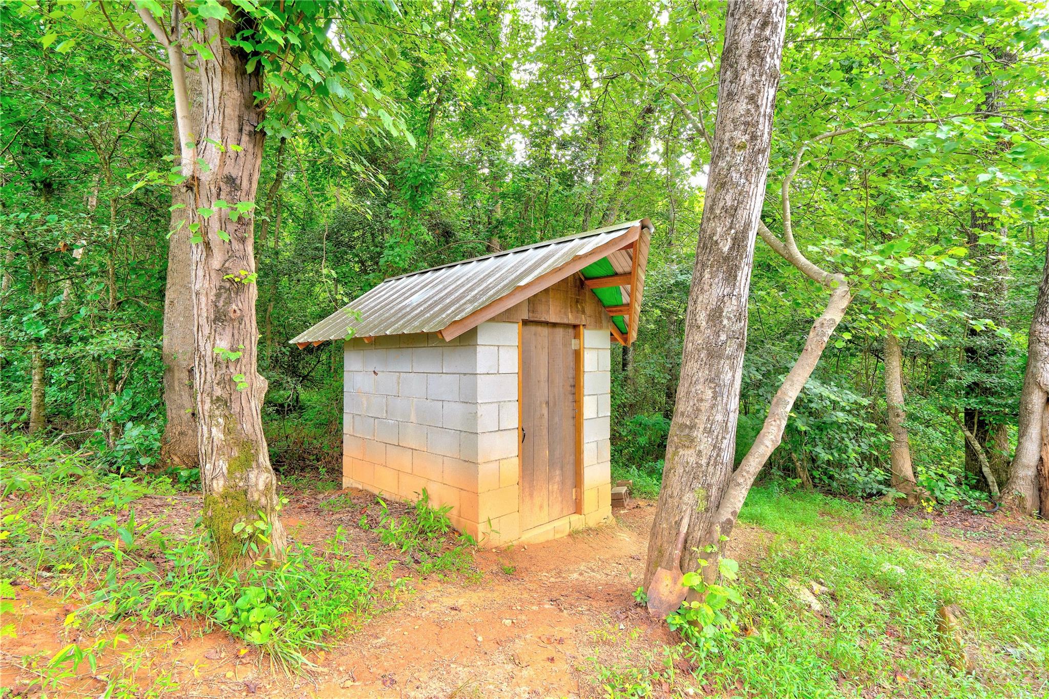 2874 Hollis Road Ellenboro, NC 28040 - Photo 26 of 47 Gallery Image 26