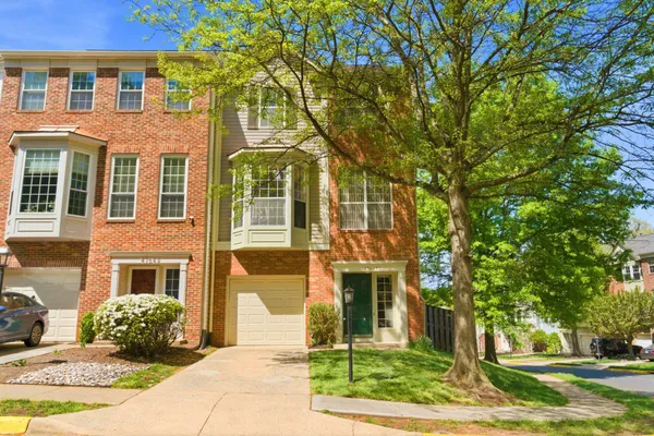 $685,000 | 47647 Sandbank Square, Sterling, VA 20165