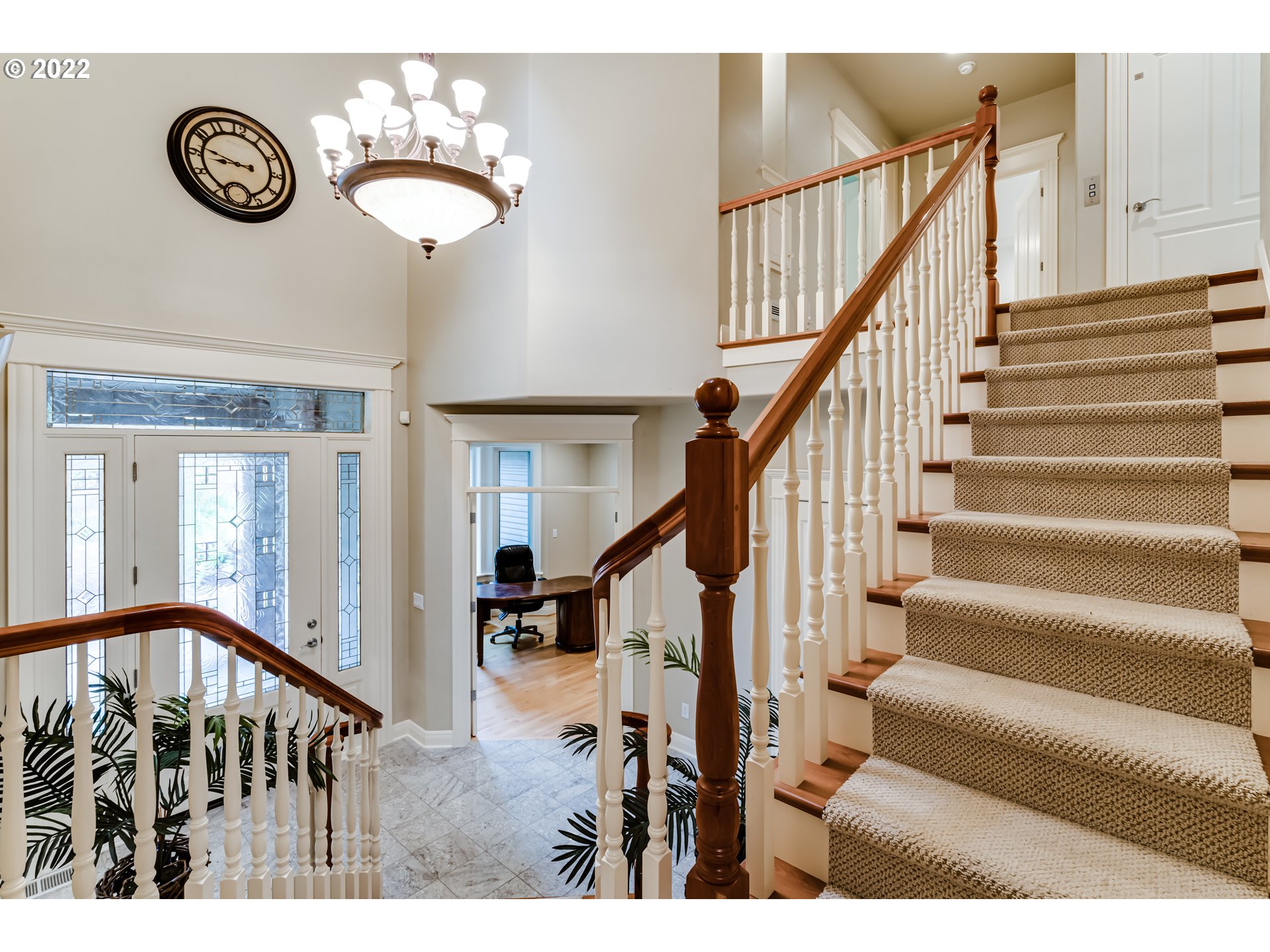 85281 Silver Crest Drive Eugene, OR 97405 - Photo 18 of 32 a view of entryway and hall with wooden floor