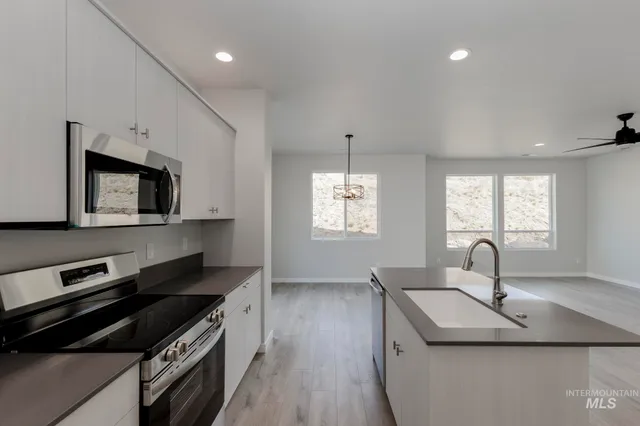 $379,990 | 224 Moose Street, Horseshoe Bend, ID 83629