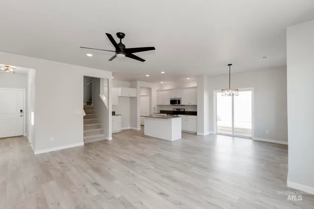 $379,990 | 224 Moose Street, Horseshoe Bend, ID 83629