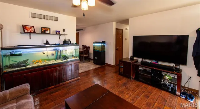 $239,900 | 1420 Sandpiper Drive, St. Clair, MO 63077