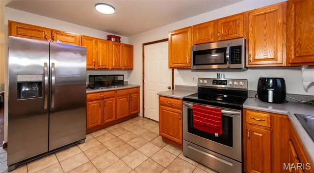 $239,900 | 1420 Sandpiper Drive, St. Clair, MO 63077