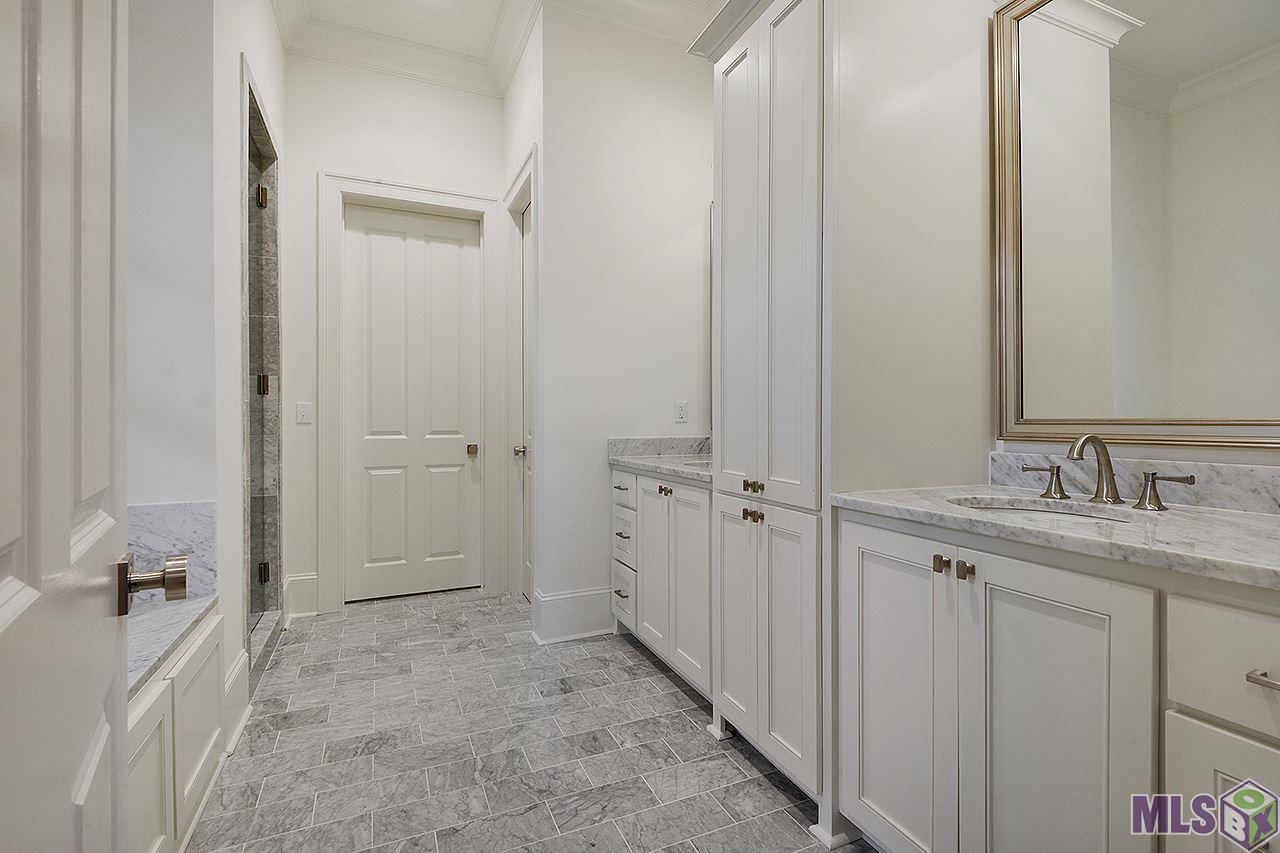 2276 Perkins Lane Baton Rouge, LA 70808 - Photo 11 of 17 Gallery Image 11