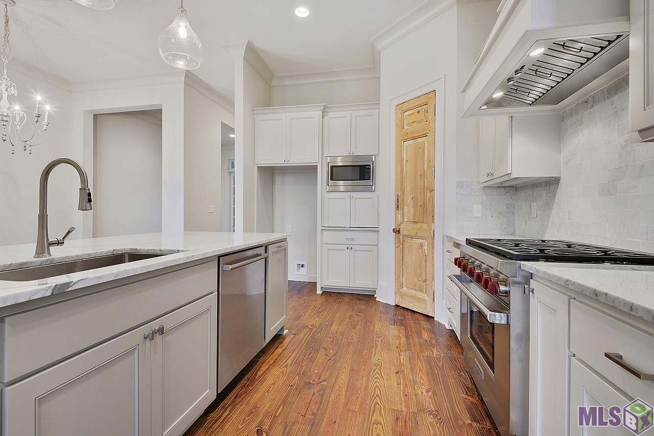 2276 Perkins Lane Baton Rouge, LA 70808 - Photo 3 of 17 Gallery Image 3