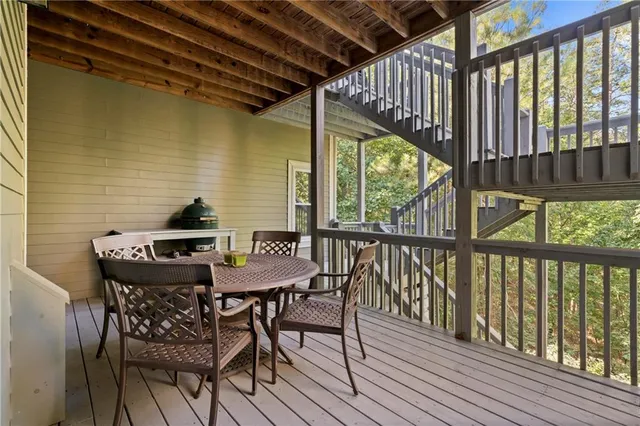 $989,000 | 11 York Trace Southeast, Cartersville, GA 30121