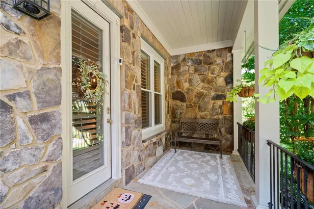 $989,000 | 11 York Trace Southeast, Cartersville, GA 30121