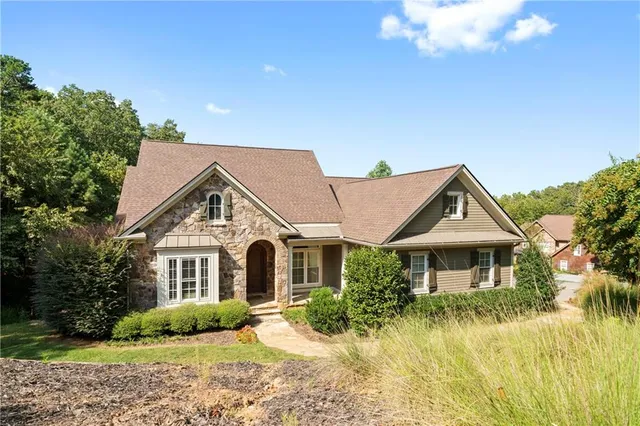 $989,000 | 11 York Trace Southeast, Cartersville, GA 30121