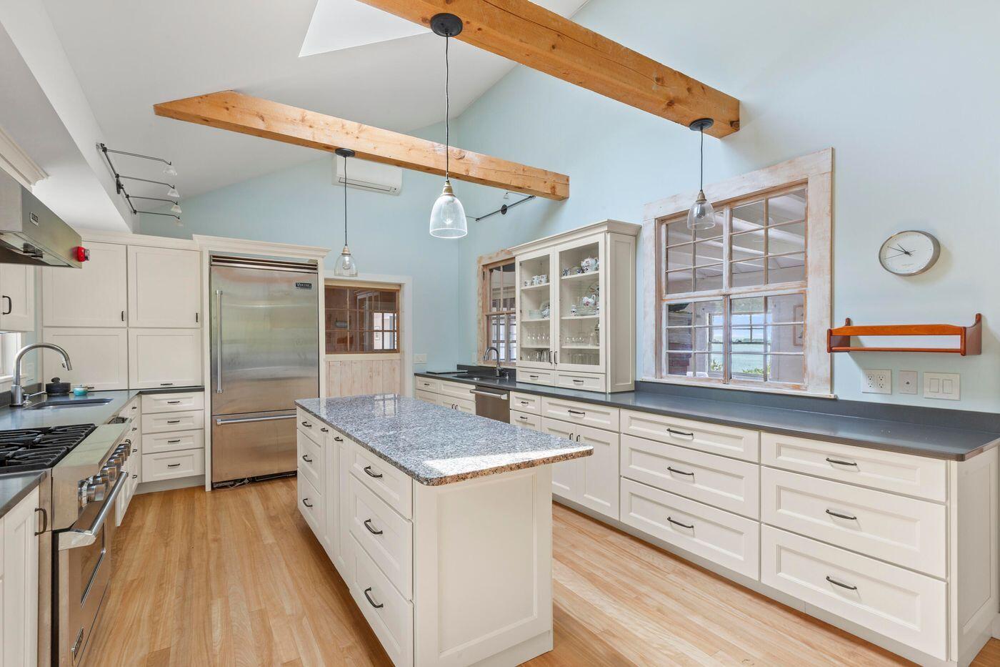 14 Kingsbury Point Vinalhaven, ME 04863 - Photo 8 of 33 W9-ME2878_9