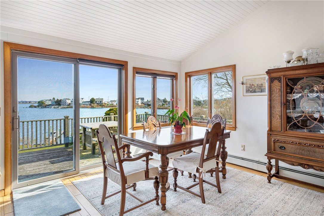 210 Washington Street South Kingstown, RI 02879 - Photo 14 of 50