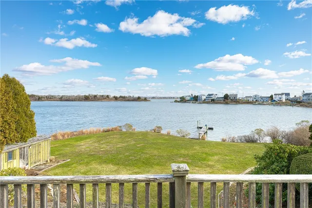$2,200,000 | 210 Washington Street, South Kingstown, RI 02879