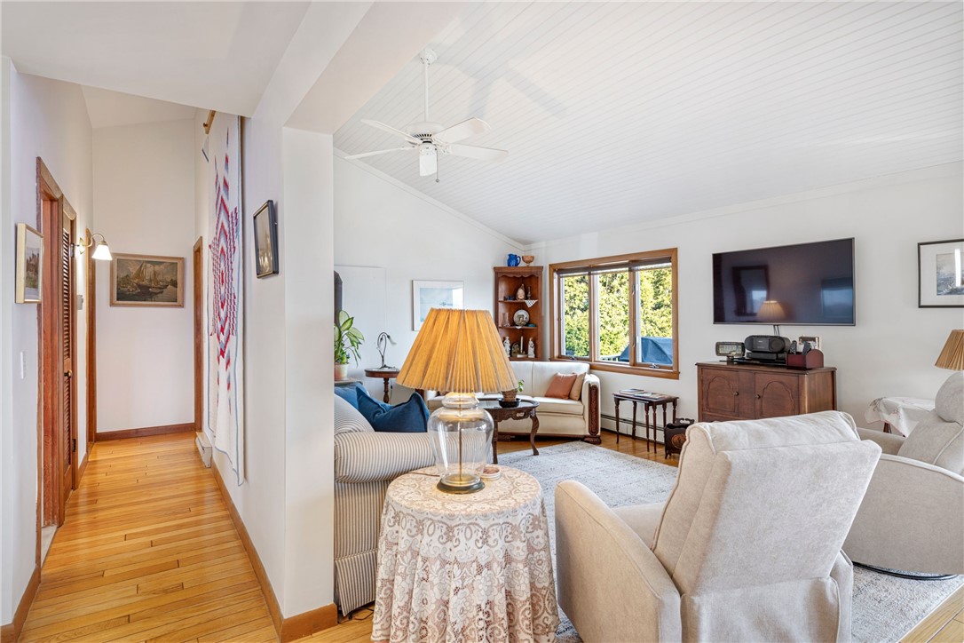 210 Washington Street South Kingstown, RI 02879 - Photo 25 of 50