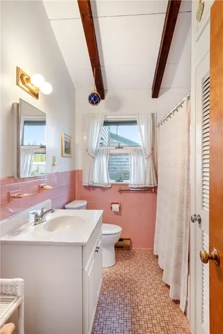 $2,200,000 | 210 Washington Street, South Kingstown, RI 02879