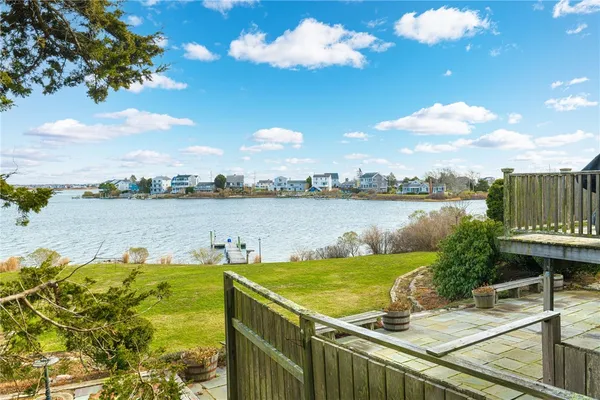 $2,200,000 | 210 Washington Street, South Kingstown, RI 02879