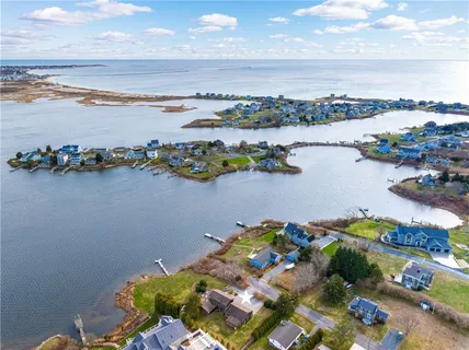 $2,200,000 | 210 Washington Street, South Kingstown, RI 02879