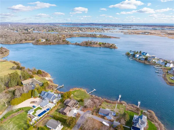 $2,200,000 | 210 Washington Street, South Kingstown, RI 02879