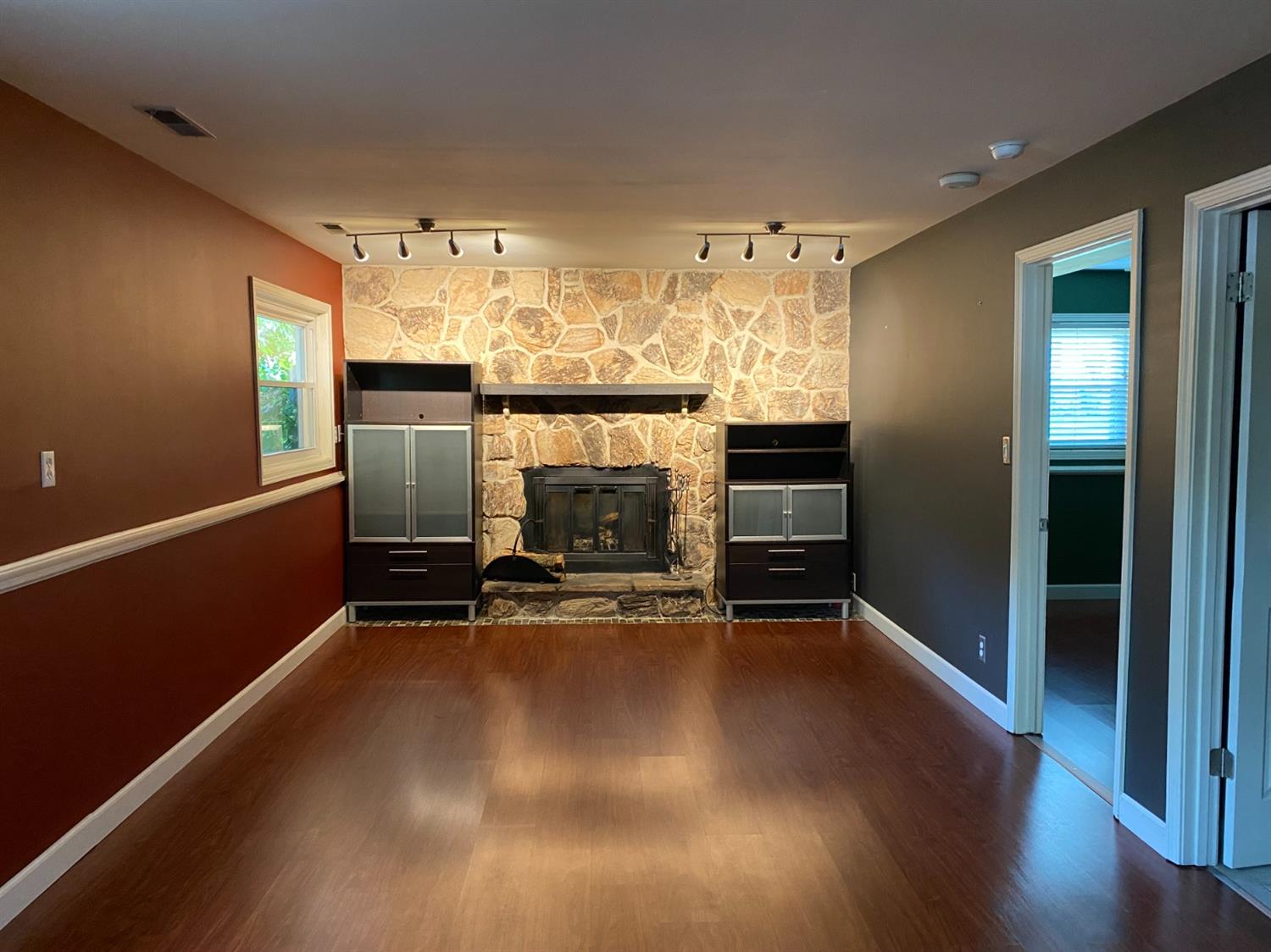 1521 Happy Valley Road Crown Point, IN 46307 - Photo 5 of 15 1500x1124