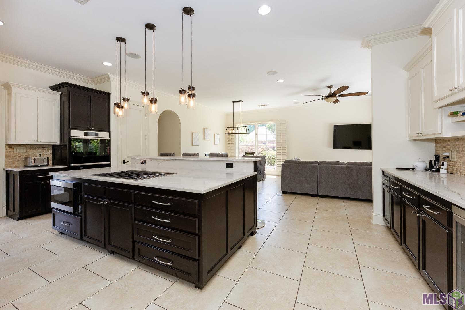 10757 Royal Ridge Avenue Baton Rouge, LA 70810 - Photo 12 of 49