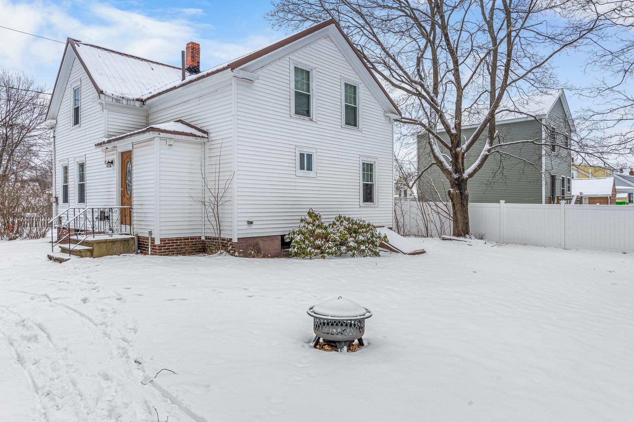 64 Pine Street Rochester, NH 03867 - Photo 20 of 34