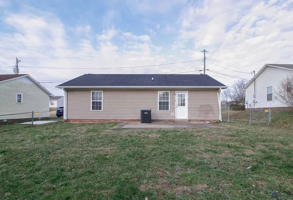 $1,180 | 303 Ashley Street, Oak Grove, KY 42262