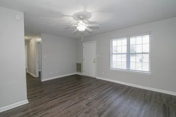 $1,180 | 303 Ashley Street, Oak Grove, KY 42262