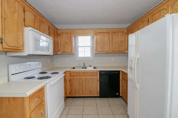 $1,180 | 303 Ashley Street, Oak Grove, KY 42262
