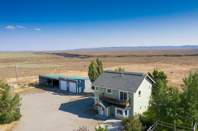 $815,000 | 1095 Highway 20, Fairfield, ID 83327