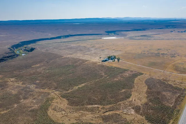 $815,000 | 1095 Highway 20, Fairfield, ID 83327