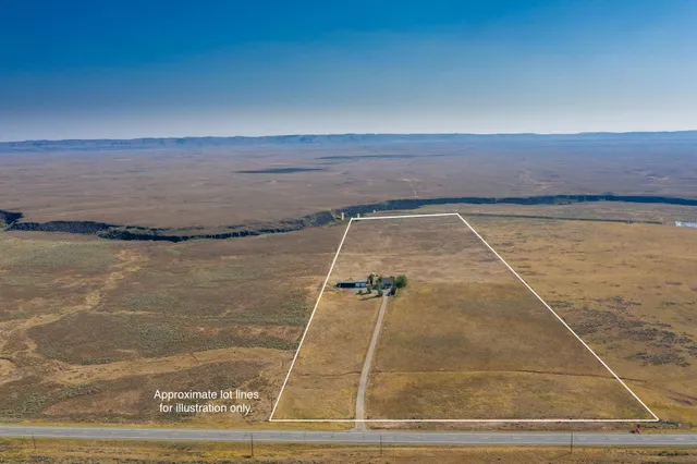 $815,000 | 1095 Highway 20, Fairfield, ID 83327