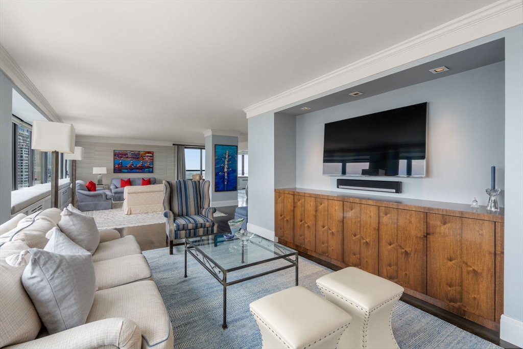 85 East India Row, Unit 26AB Boston, MA 02110 - Photo 5 of 34