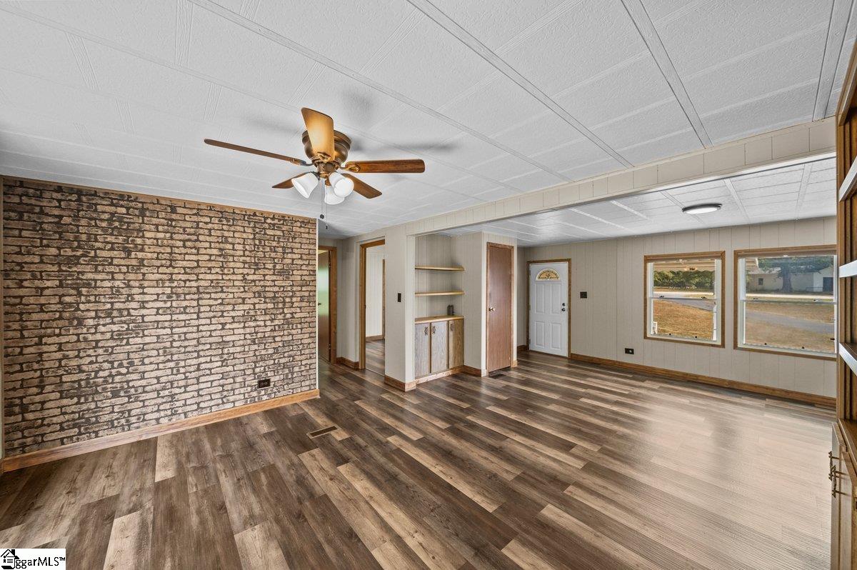 126 Knight Road Gray Court, SC 29645 - Photo 17 of 34
