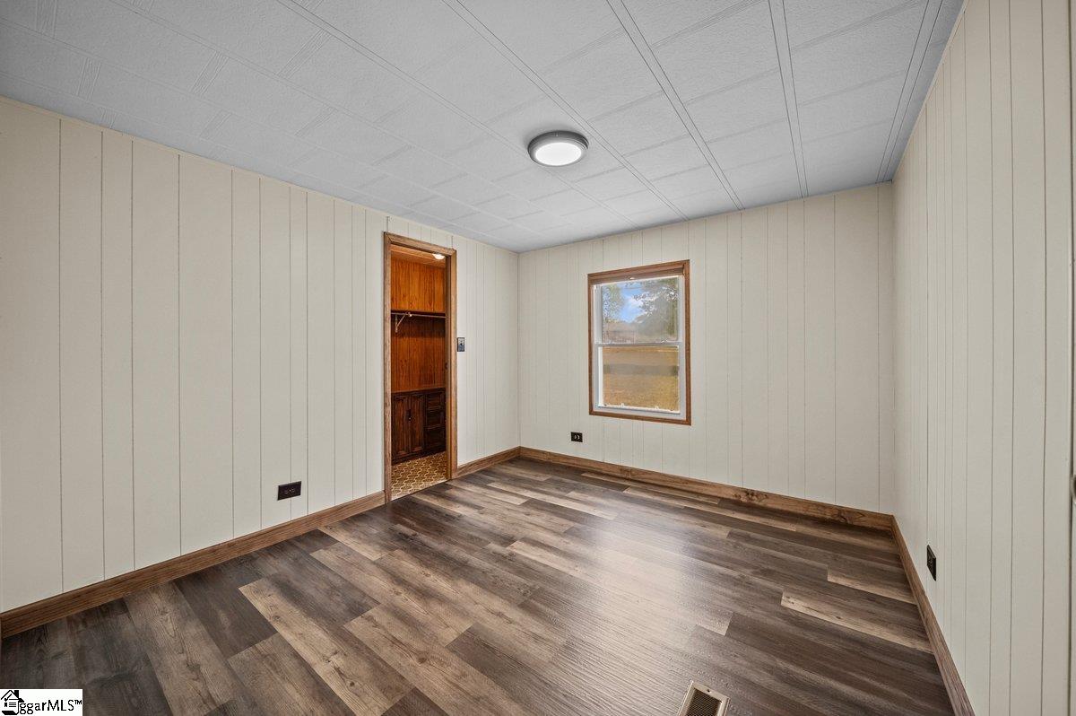 126 Knight Road Gray Court, SC 29645 - Photo 20 of 34