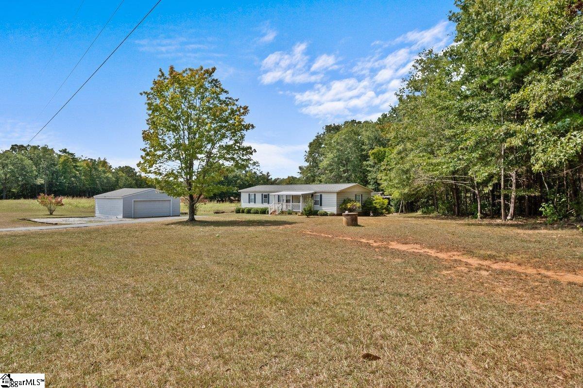 126 Knight Road Gray Court, SC 29645 - Photo 2 of 34