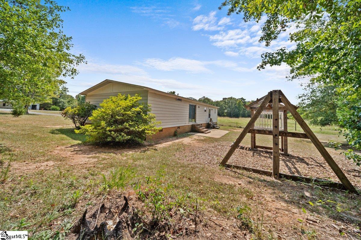 126 Knight Road Gray Court, SC 29645 - Photo 26 of 34